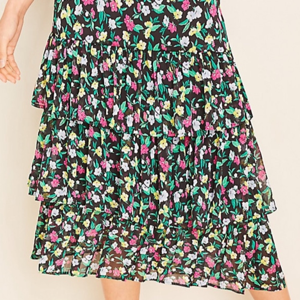 Ann Taylor ruffle skirt